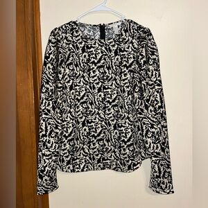 H&M Monochrome Abstract Blouse